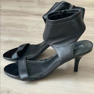 LEVITY SKYLAR/UPPER LEATHER HEELS. Size 8.5
